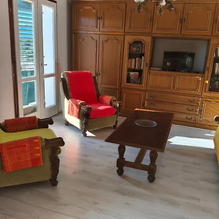 Postion, Belle Vue Apartman Pučišća